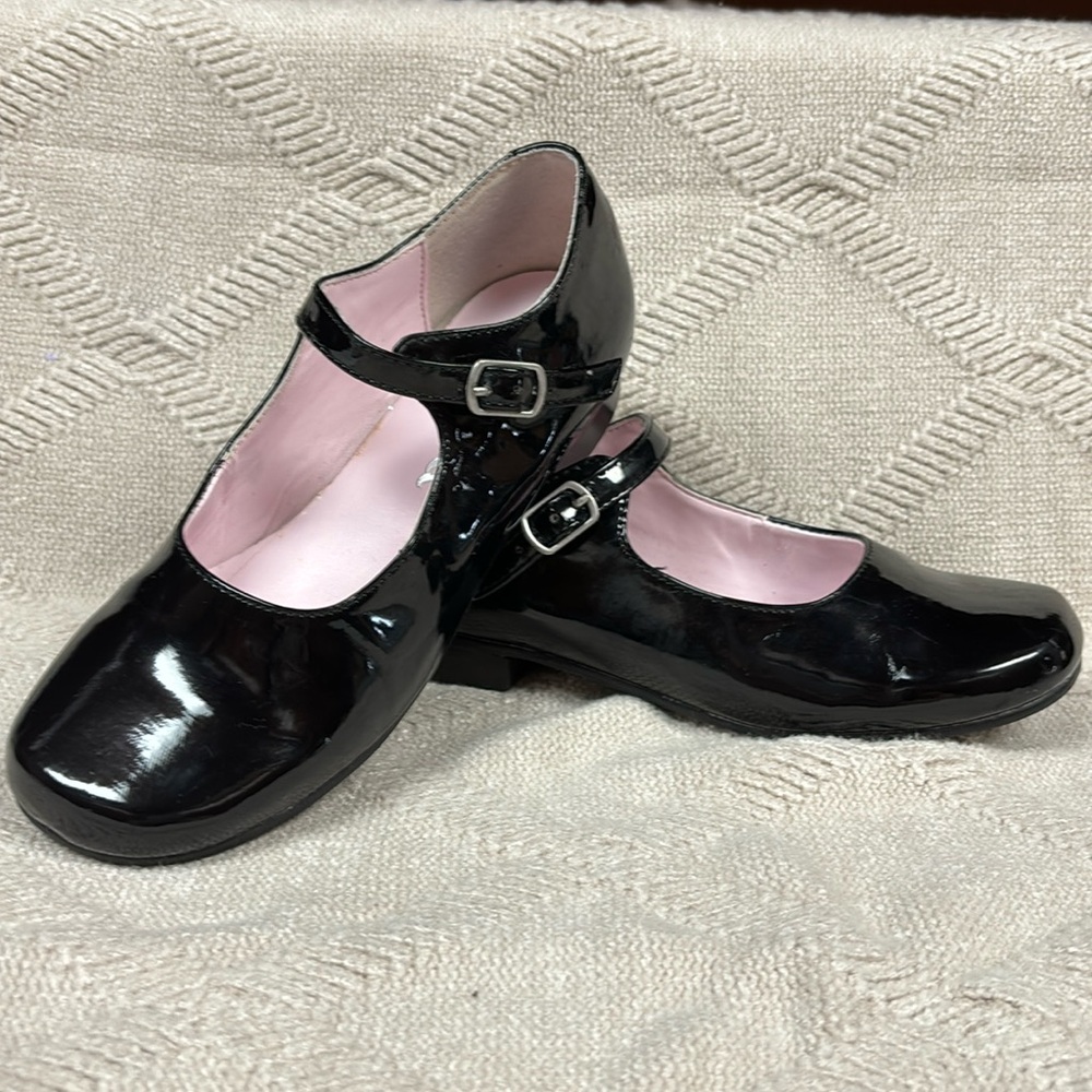 Black Mary Jane dress shoe by Nina girls size 13 NARROW